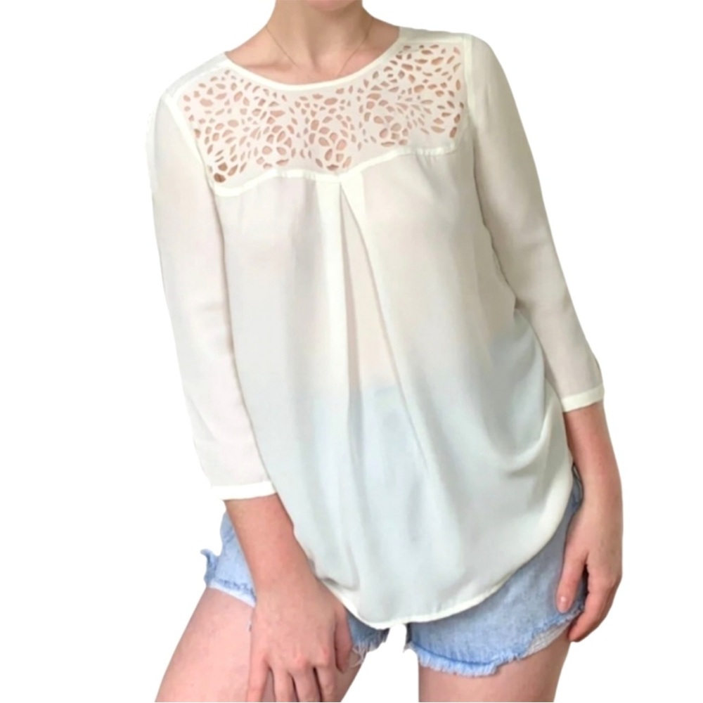 COPY - Anthropologie | HD In Paris Laser Cut Blouse Size 6